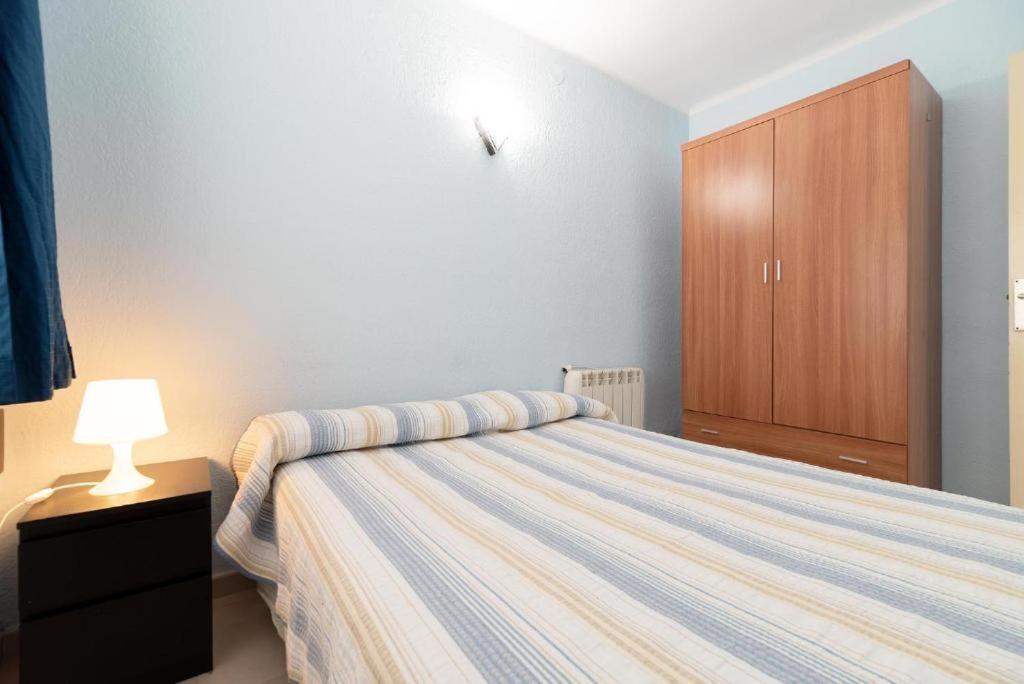 Apartamentos Denis Castelldefels Exteriör bild